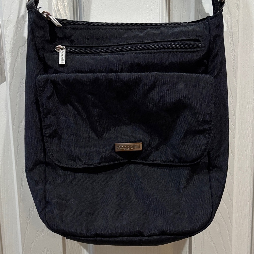 Baggallini Black Nylon Crossbody with Front Flap Pocket